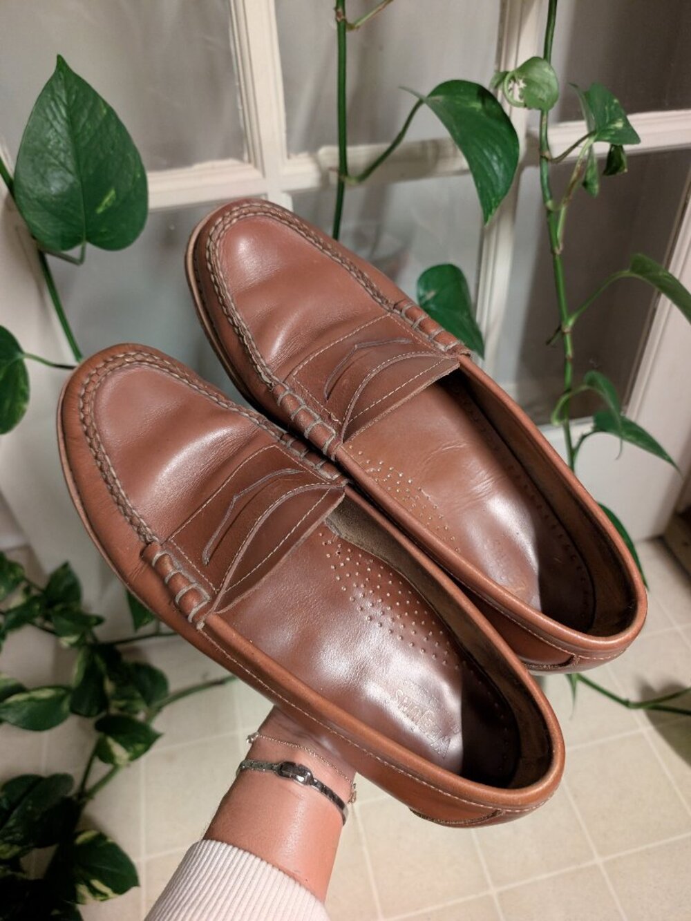 Weejuns Brown Leather Loafers